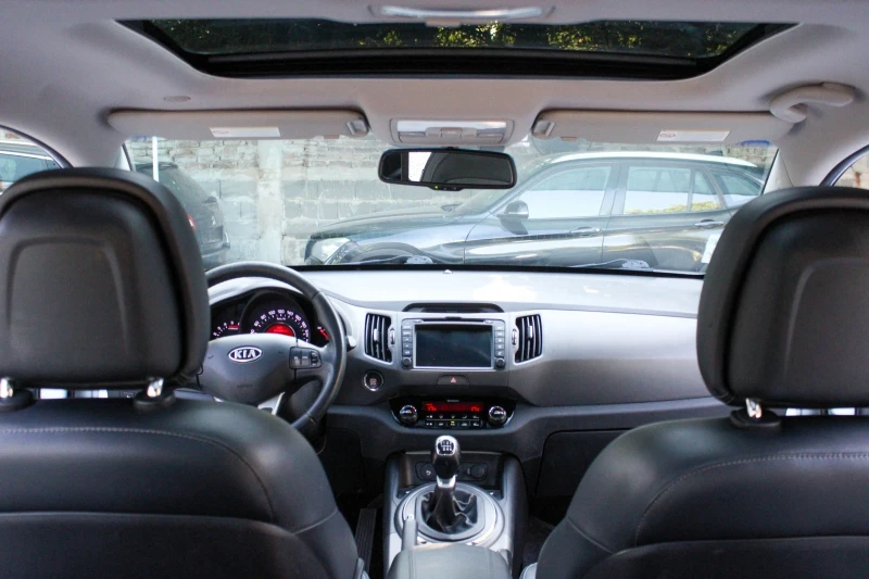 Kia Sportage 2.0CRDI 4X4 PREMIUM, снимка 14 - Автомобили и джипове - 51024907