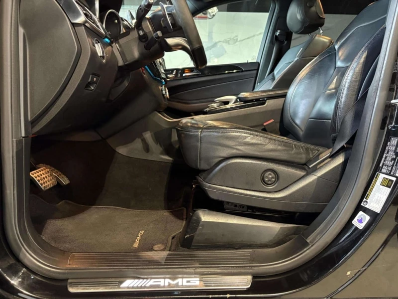 Mercedes-Benz GLE * AMG GLE43 * CARFAX * БЕЗ ПЪРВОНАЧАЛНА ВНОСКА, снимка 14 - Автомобили и джипове - 53147605