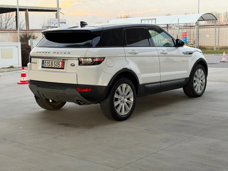 Land Rover Range Rover Evoque 2.0D 4x4 150кс, снимка 4 - Автомобили и джипове - 53567742