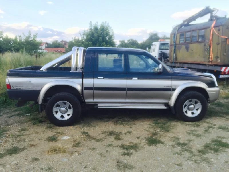 Mitsubishi L200 2.5 TD *Magnum*, снимка 3 - Автомобили и джипове - 15224934