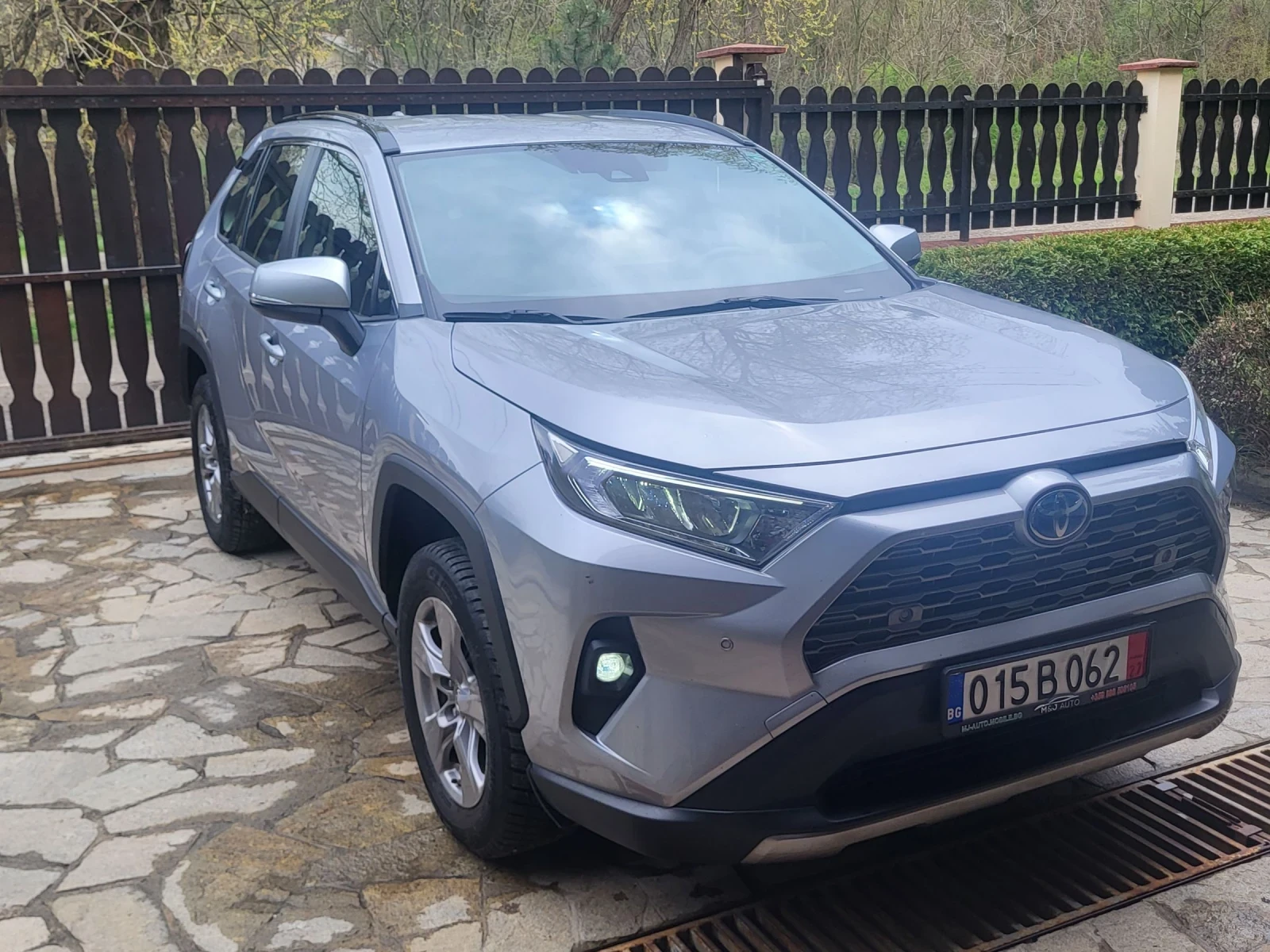 Toyota Rav4 Като нов!!! - изображение 2