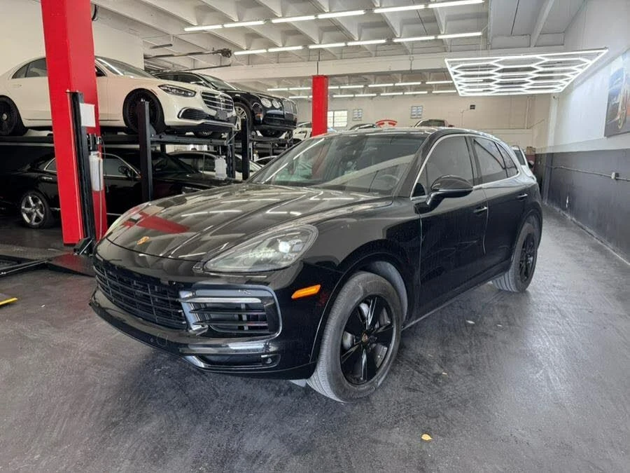 Porsche Cayenne * AWD* HeadUp* АвтоКредит* (ЦЕНА ДО БГ) - изображение 2