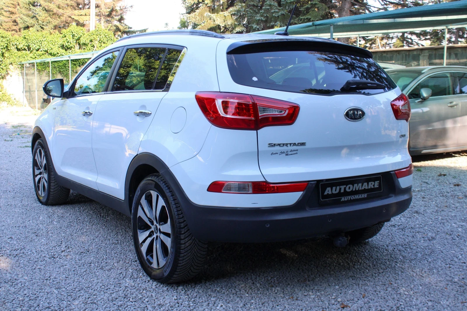 Kia Sportage 2.0CRDI 4X4 PREMIUM - изображение 3