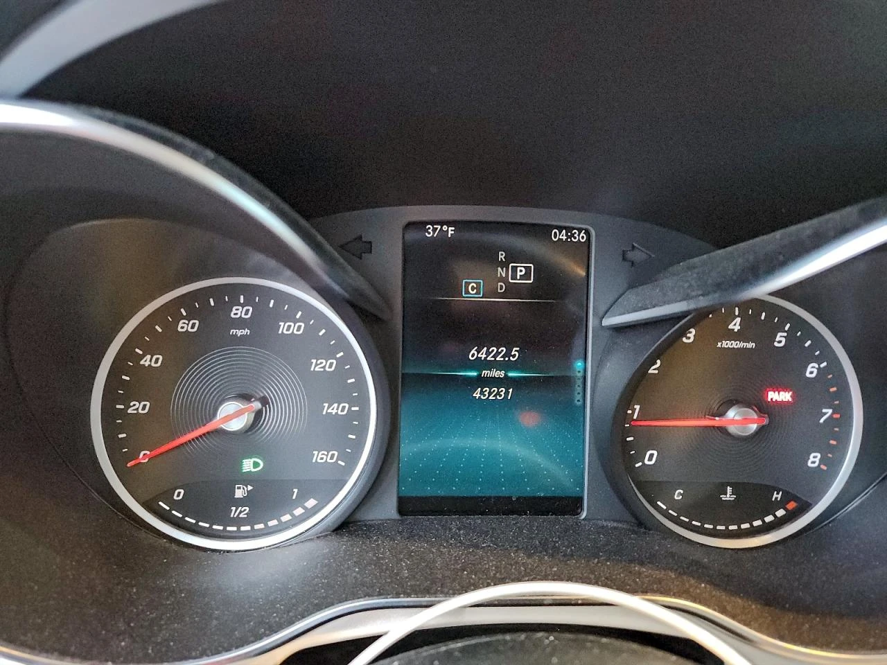 Mercedes-Benz GLC 300 4MATIC - изображение 9