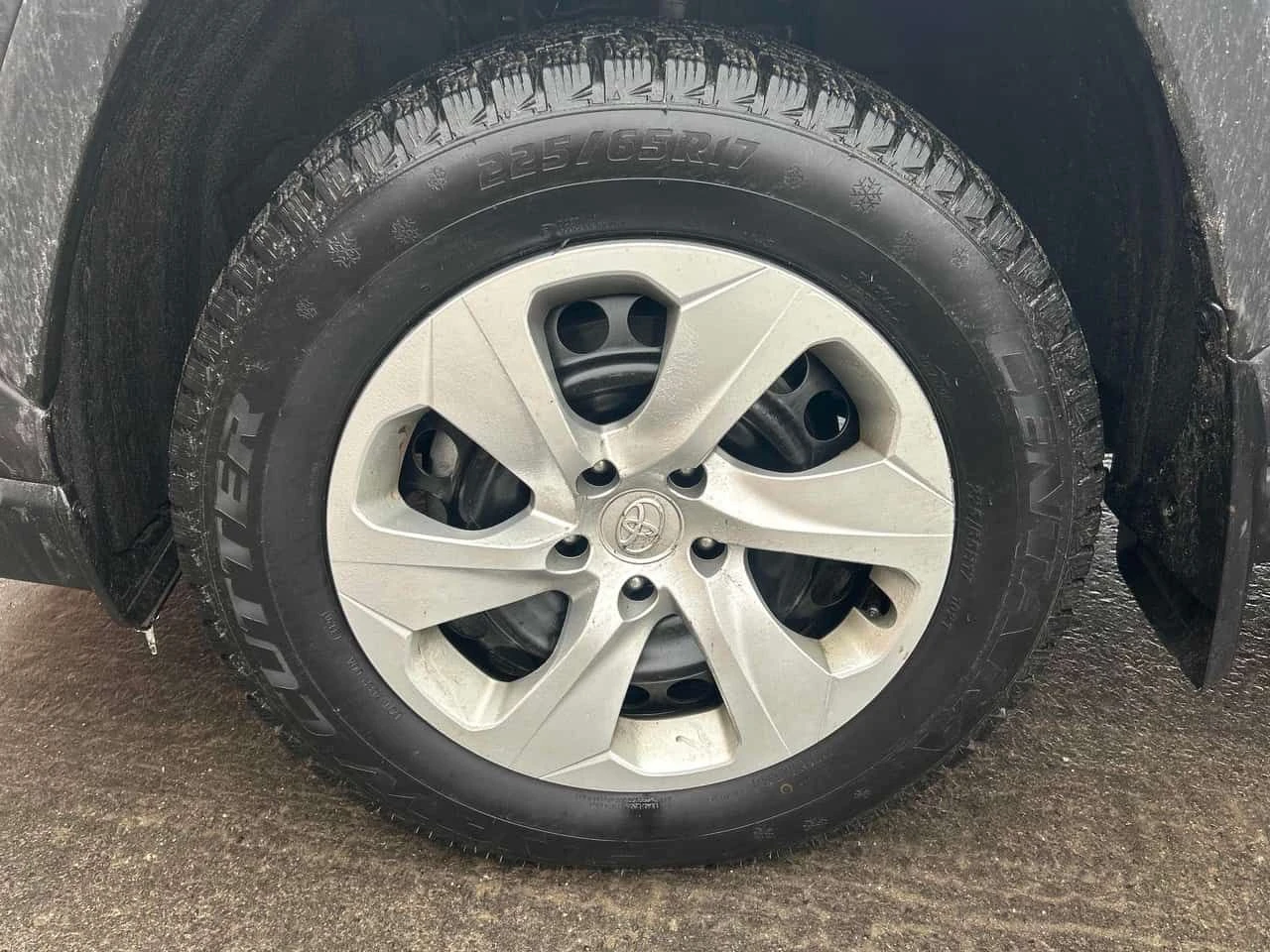 Toyota Rav4 * LE * CARFAX * ПОДГРЕВ* ДВА КЛЮЧА* , снимка 7 - Автомобили и джипове - 53738819