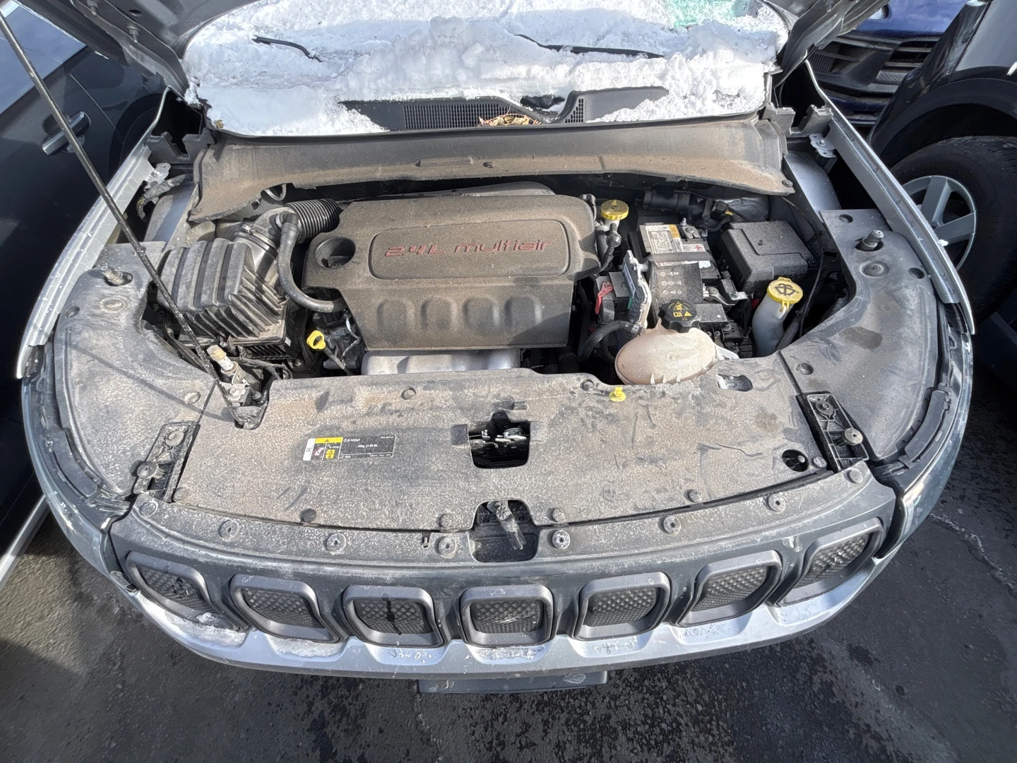 Jeep Compass TRAILHAWK 4X4ЛУКС КОМПАКТЕН ПРОХОДИМ ОФРОУД, снимка 8 - Автомобили и джипове - 53882736