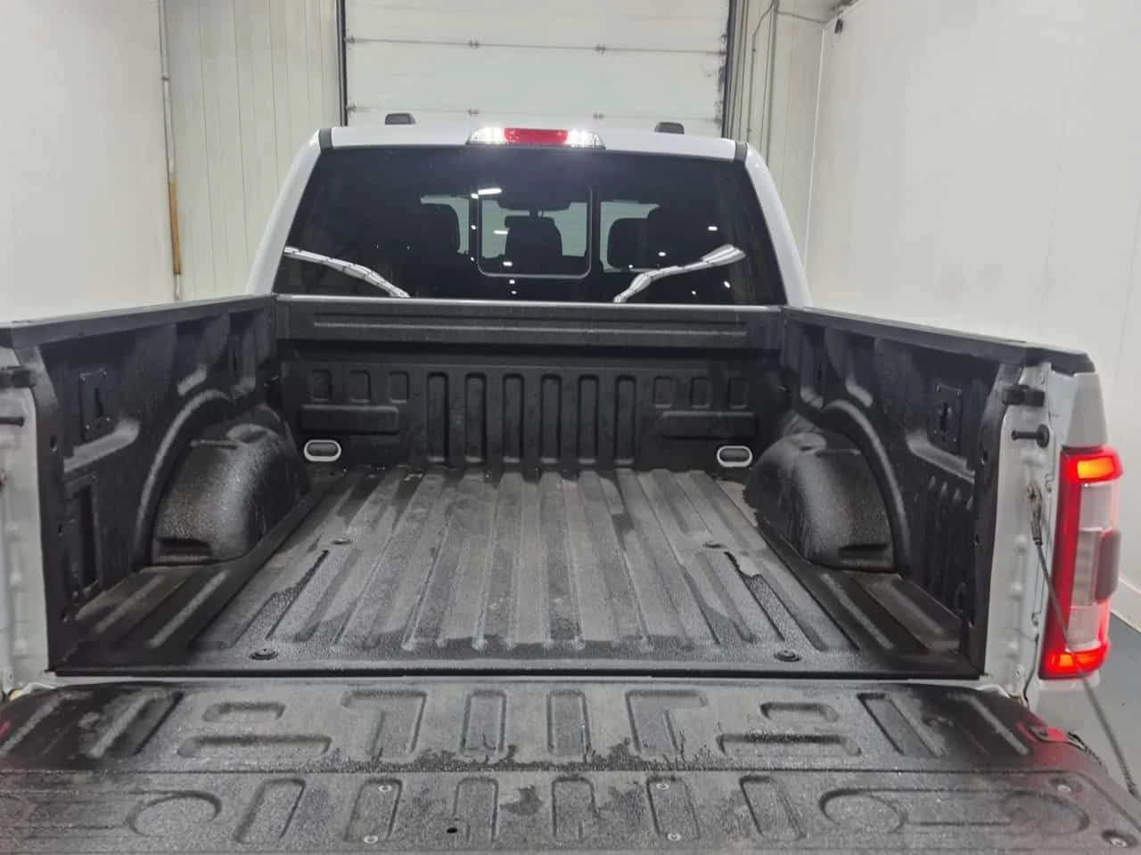 Ford F150 * LARIAT CREW CAB SHORT BED * CARFAX* 2 КЛЮЧА* ПАН, снимка 15 - Автомобили и джипове - 53952843