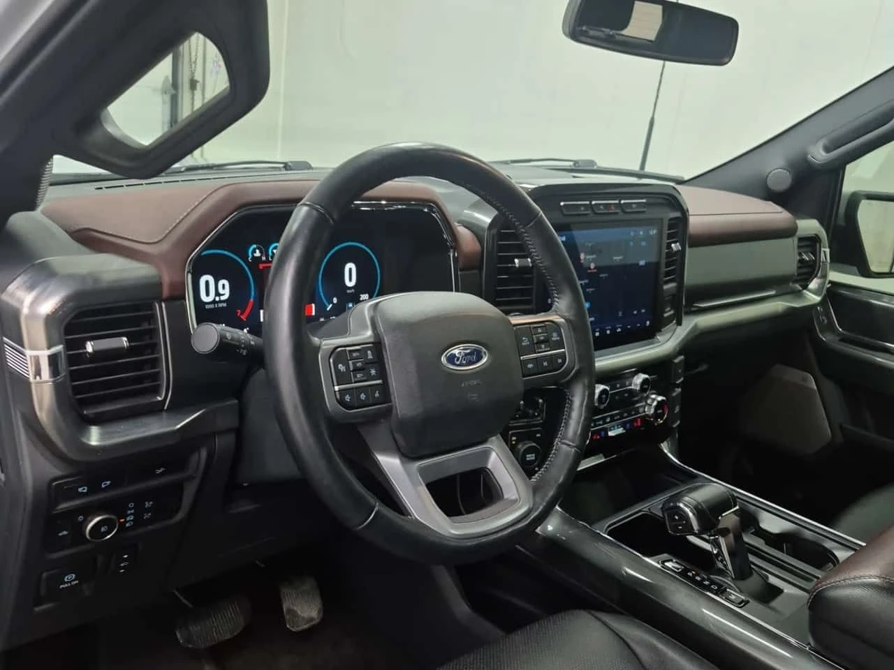 Ford F150 * LARIAT CREW CAB SHORT BED * CARFAX* 2 КЛЮЧА* ПАН, снимка 11 - Автомобили и джипове - 53952843