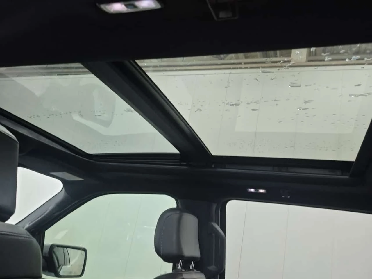 Ford F150 * LARIAT CREW CAB SHORT BED * CARFAX* 2 КЛЮЧА* ПАН, снимка 14 - Автомобили и джипове - 53952843