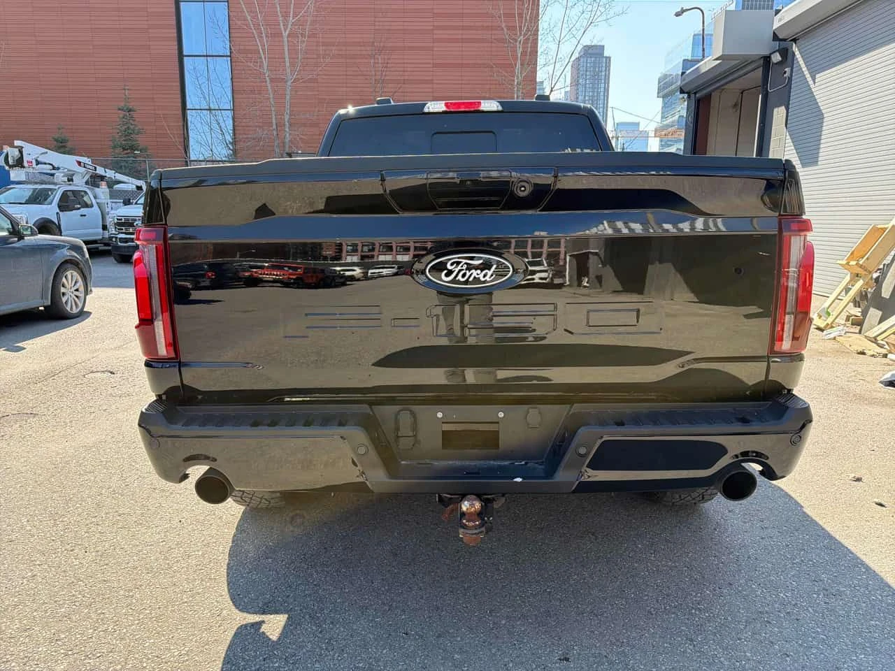 Ford F150 * LARIAT * 2 КЛЮЧА* PANO* KEYLESS* ПОДГРЕВ* , снимка 4 - Автомобили и джипове - 54143201