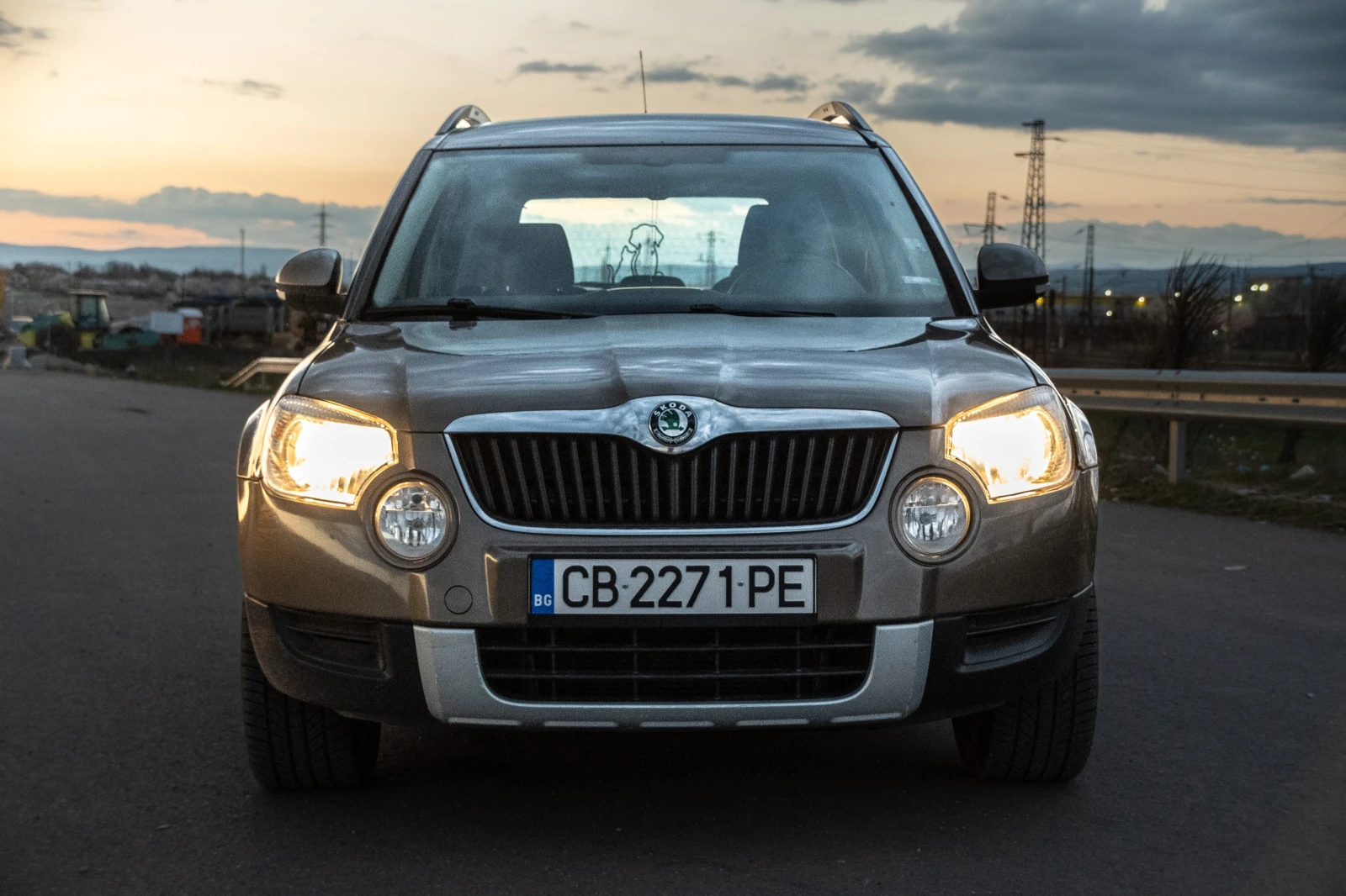 Skoda Yeti, снимка 2 - Автомобили и джипове - 54157716