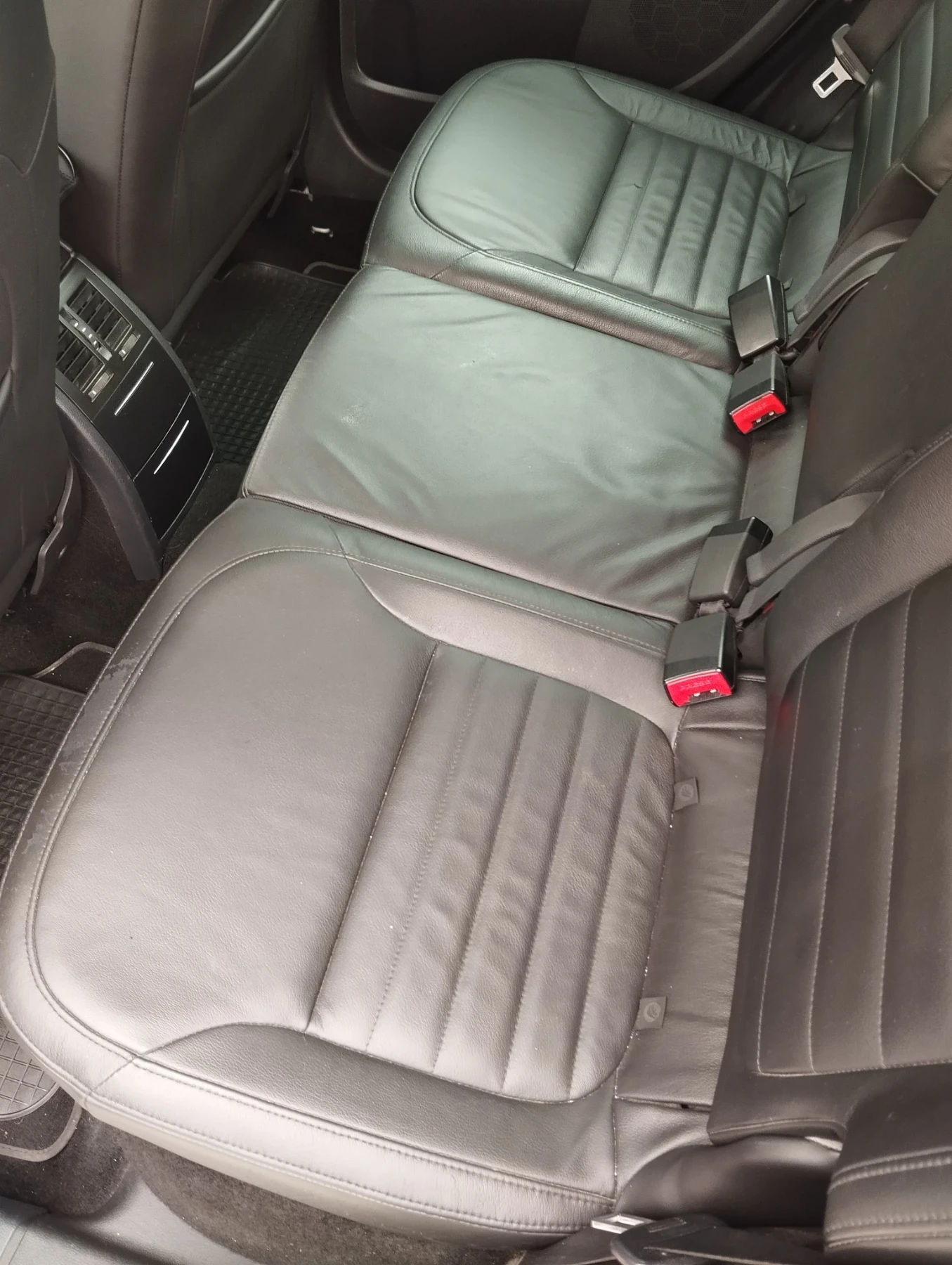 Skoda Yeti 1.6 TDI, снимка 9 - Автомобили и джипове - 54167885