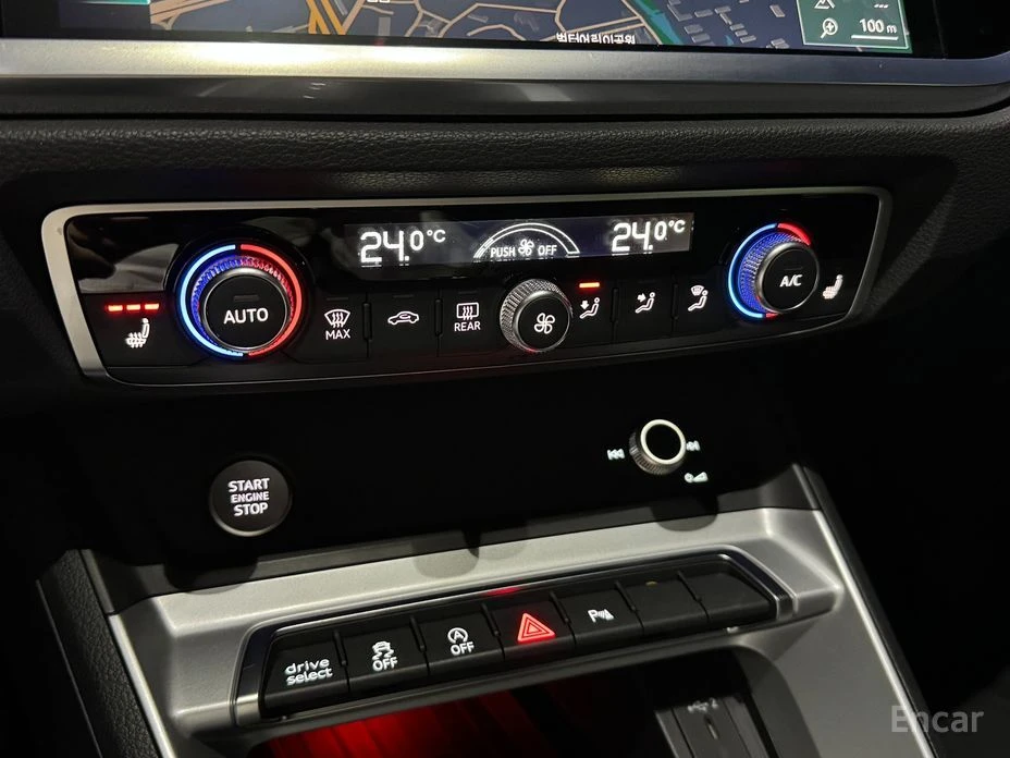 Audi Q3 35TDI PREMIUM* PANO* , снимка 14 - Автомобили и джипове - 54247226