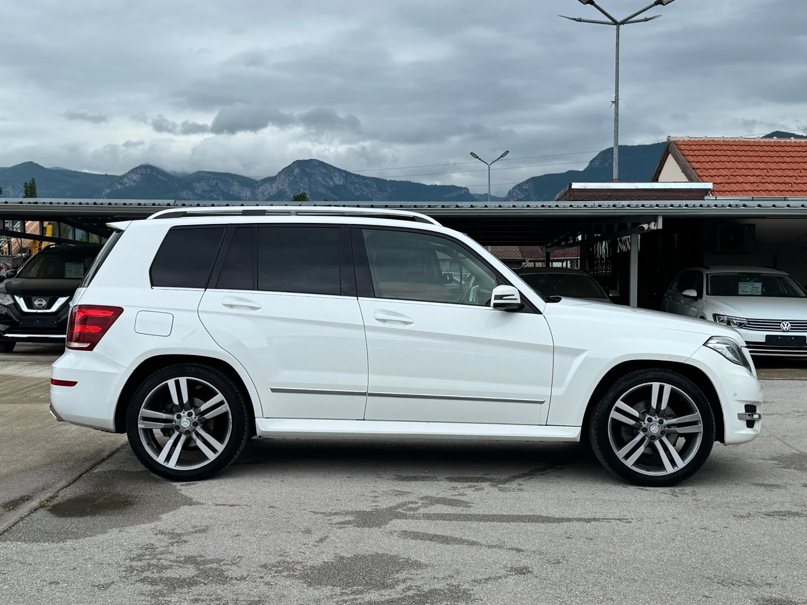 Mercedes-Benz GLK 2.2CDI АВТОМАТ FACELIFT 4x4, снимка 3 - Автомобили и джипове - 54648375