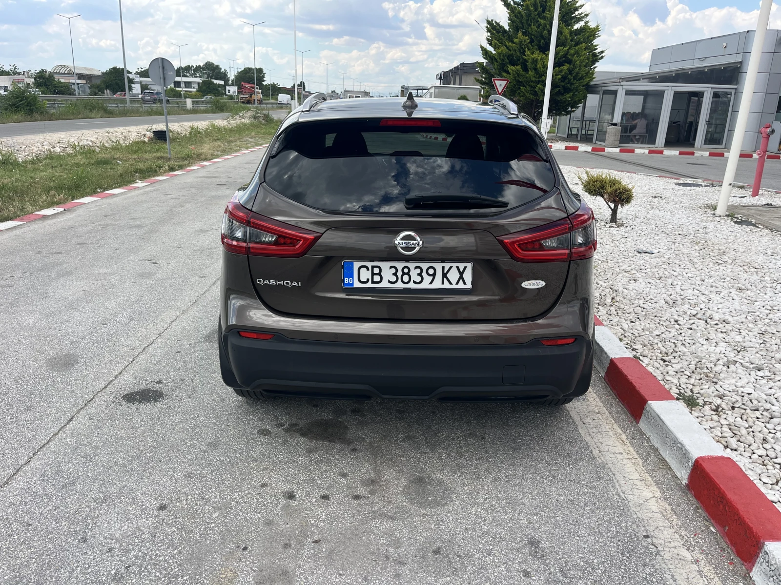 Nissan Qashqai, снимка 3 - Автомобили и джипове - 54758272