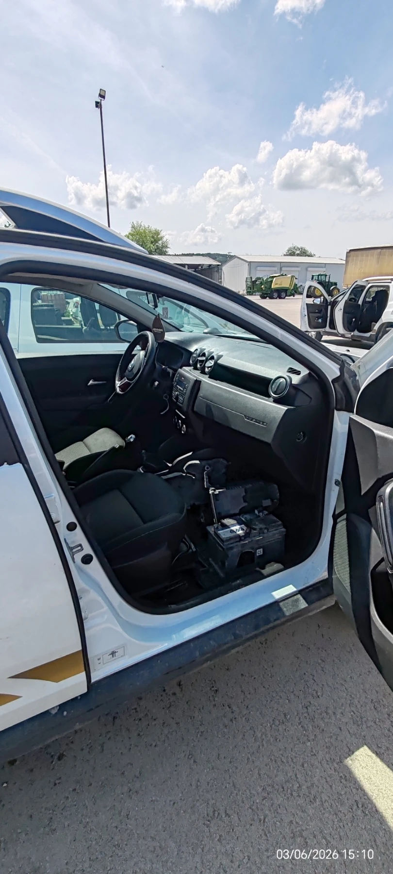 Dacia Duster, снимка 7 - Автомобили и джипове - 54811046