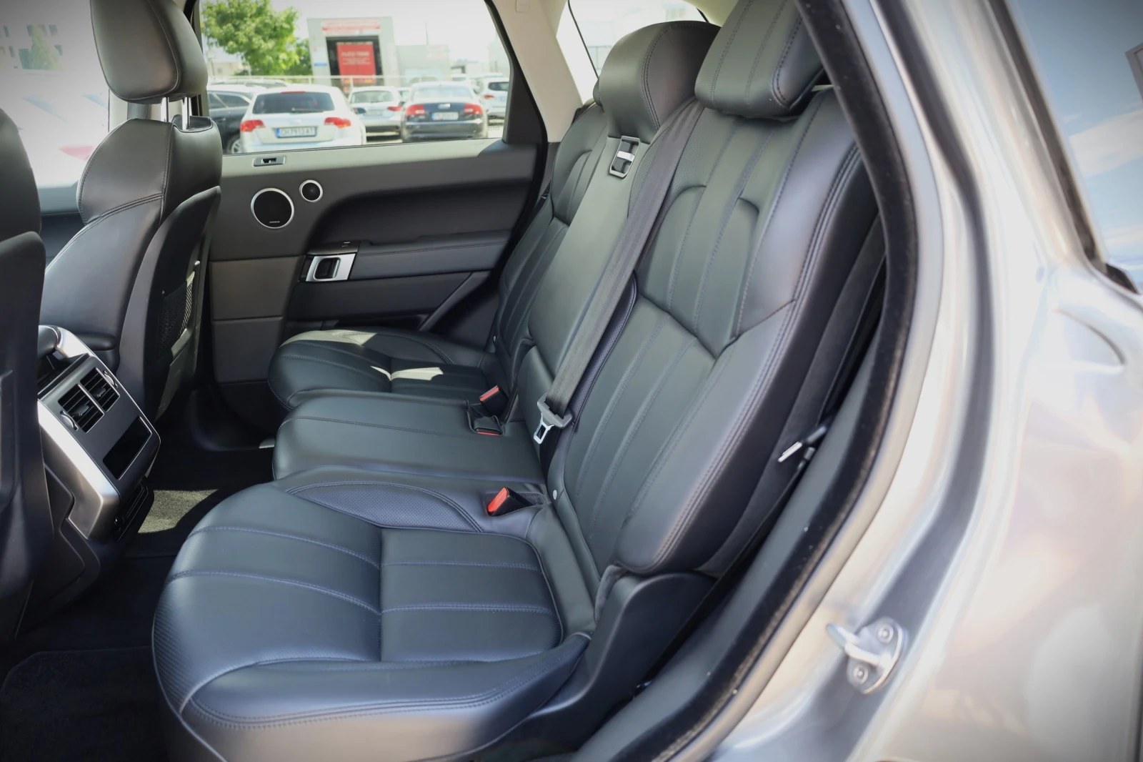 Land Rover Range Rover Sport 3.0 D, снимка 12 - Автомобили и джипове - 55046447