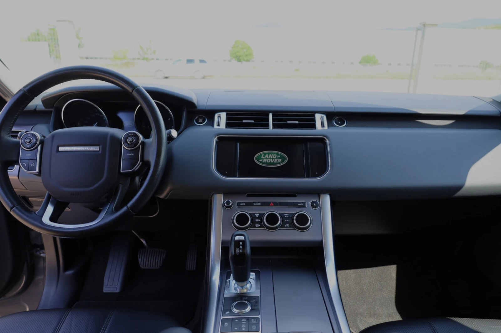 Land Rover Range Rover Sport 3.0 D, снимка 14 - Автомобили и джипове - 55046447