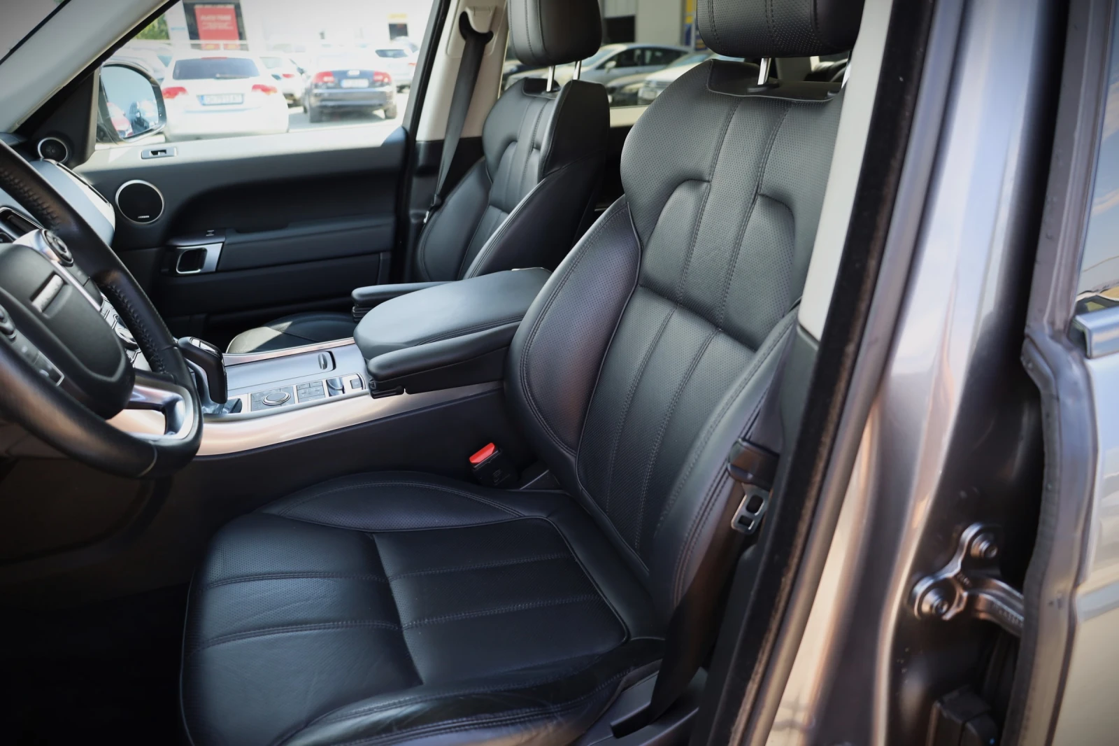 Land Rover Range Rover Sport 3.0 D, снимка 11 - Автомобили и джипове - 55046447