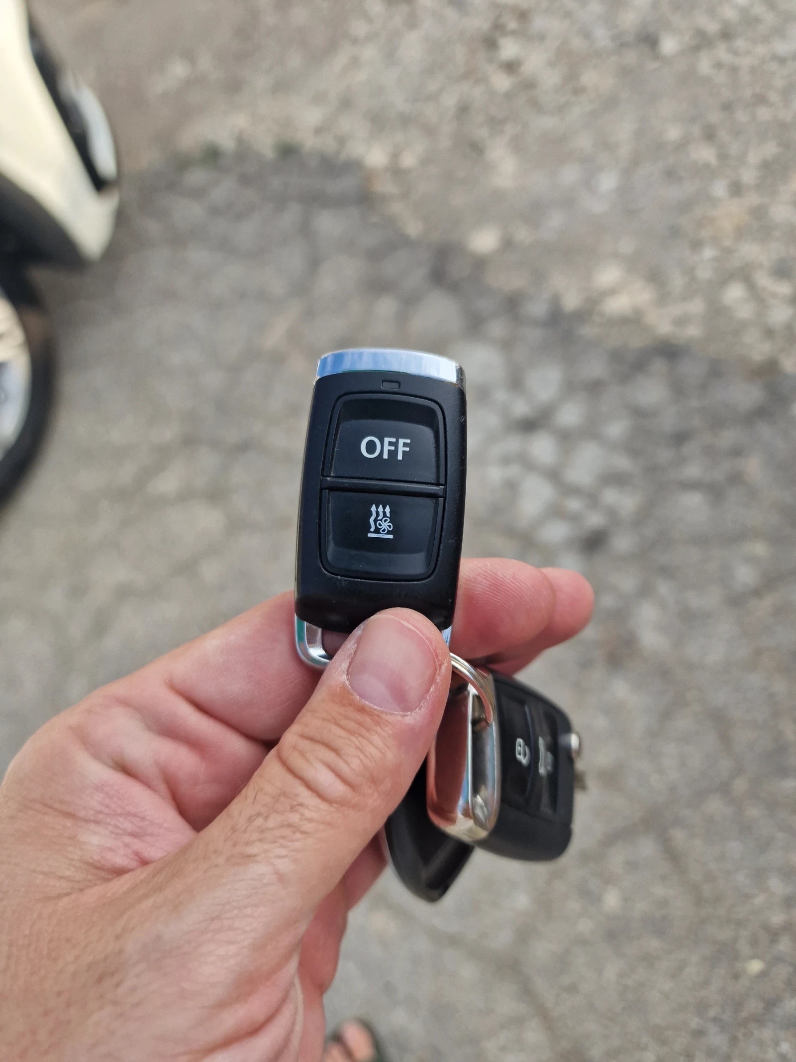 VW Tiguan R line, 4?4, снимка 4 - Автомобили и джипове - 55168194