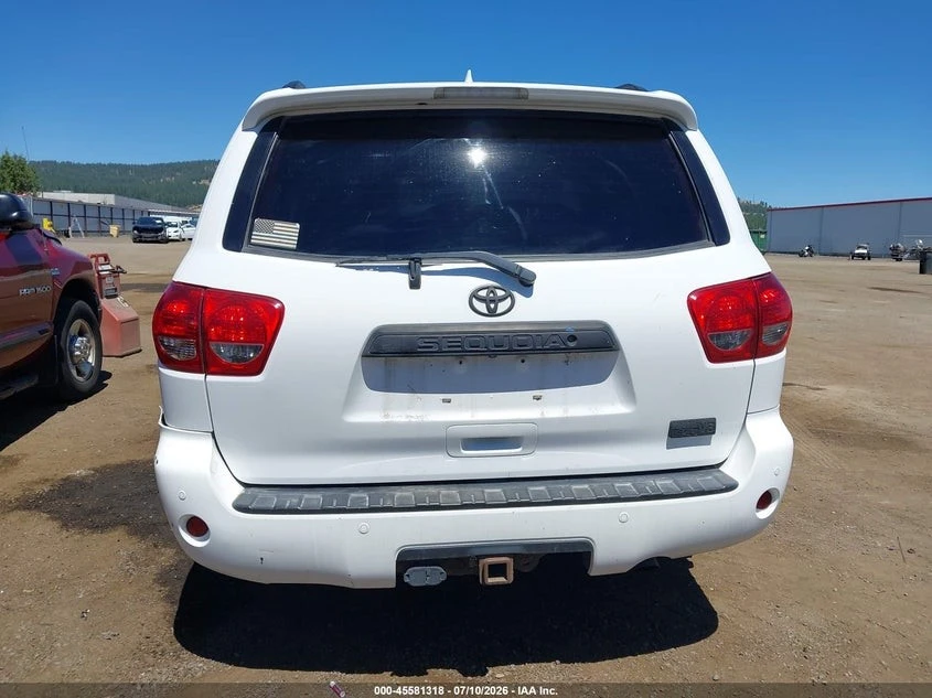 Toyota Sequoia * LIMITED* 5.7L* V8* ПАНО* KEYLESS* Camera* ПОДГРЕ, снимка 15 - Автомобили и джипове - 55654621