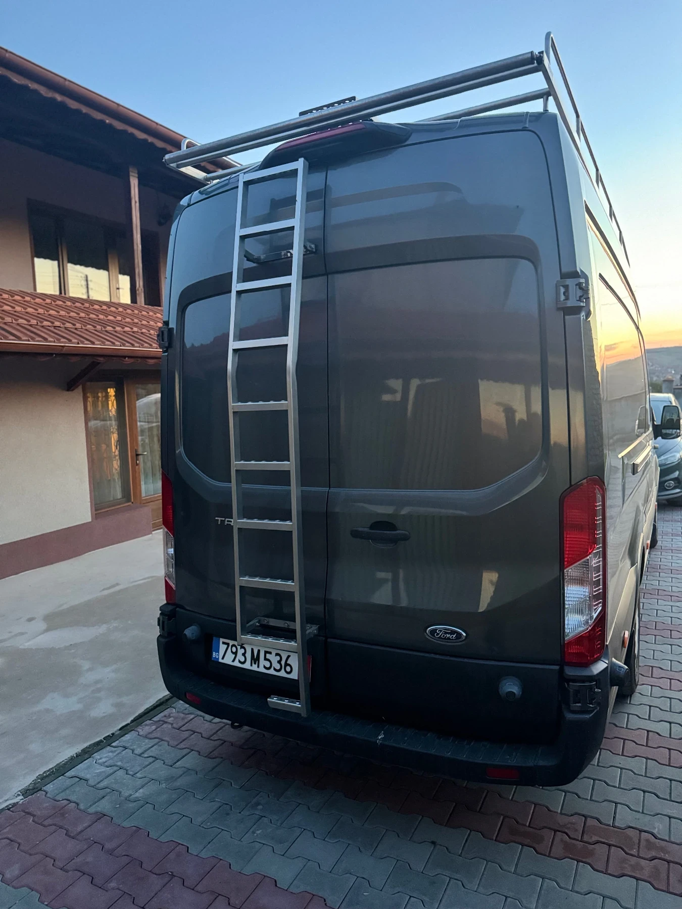 Ford Transit Багажник със стълба, снимка 1