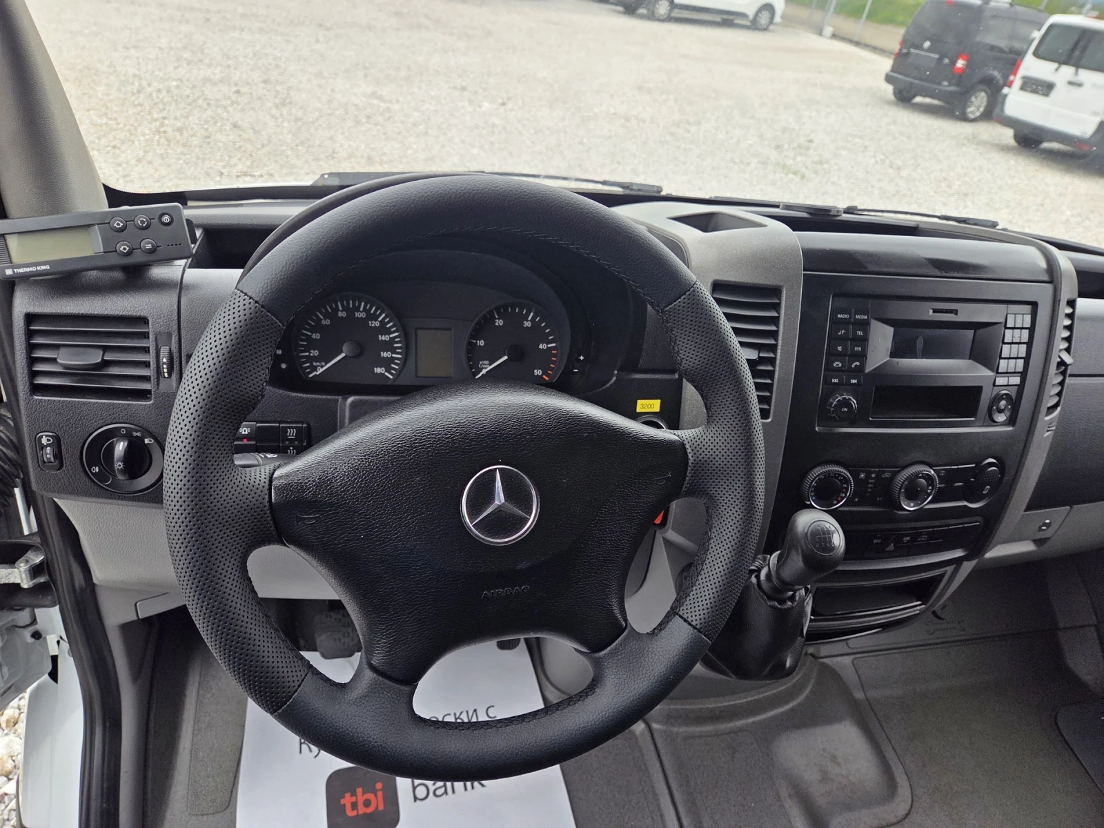 Mercedes-Benz Sprinter 316 Хладилен, 4.20 метра, Падащ борд, Ток , Клима - изображение 10