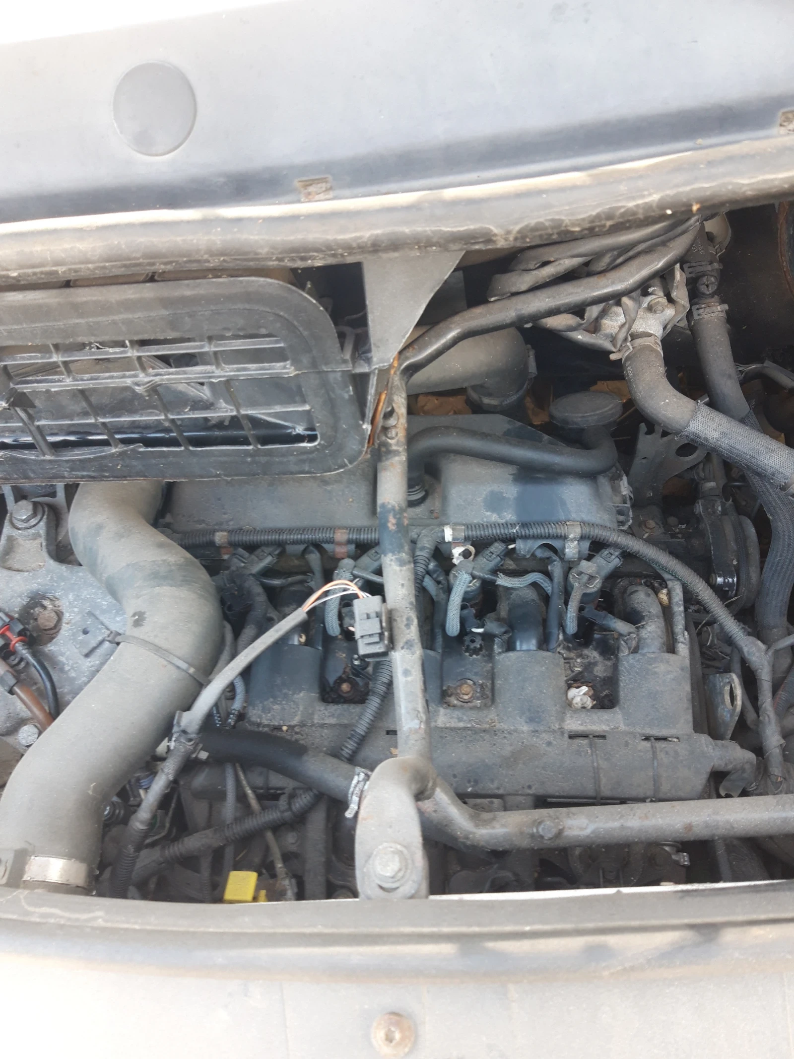Renault Trafic 2.5DCI НА ЧАСТИ - изображение 6