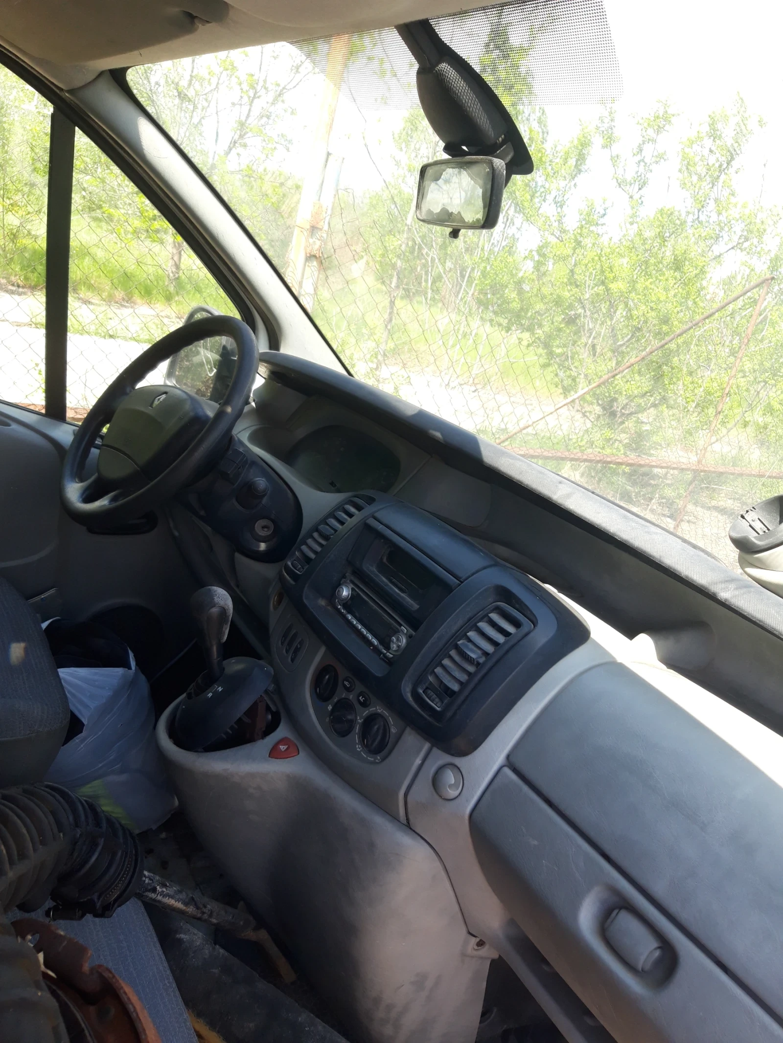 Renault Trafic 2.5DCI НА ЧАСТИ - изображение 5