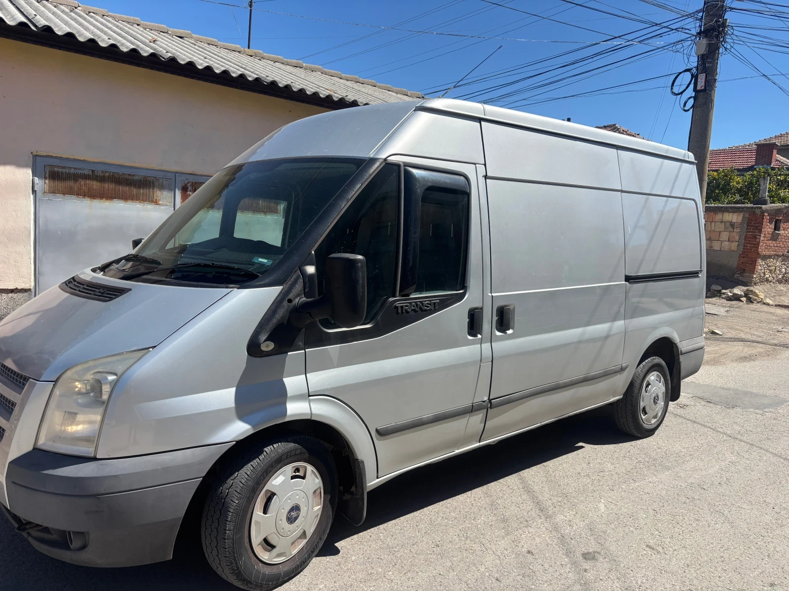 Ford Transit Trend 125T - изображение 8