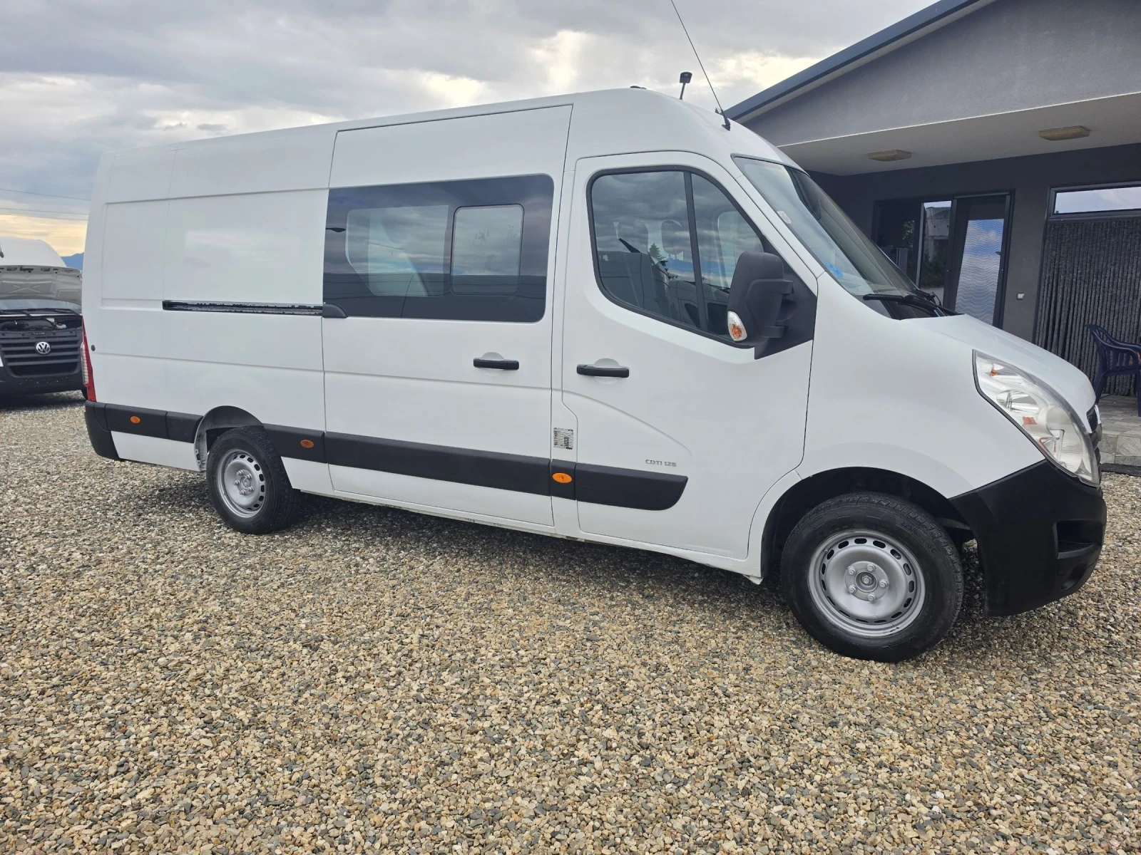 Opel Movano 7 места Климатик, снимка 3 - Бусове и автобуси - 55200973