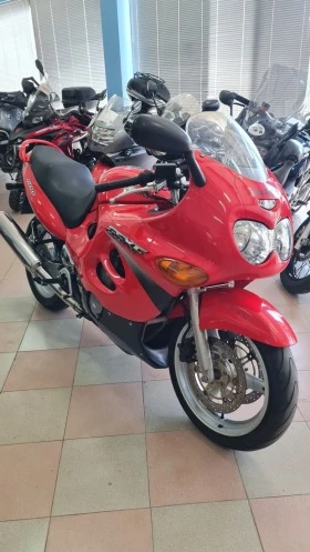     Suzuki Gsx 600 F !