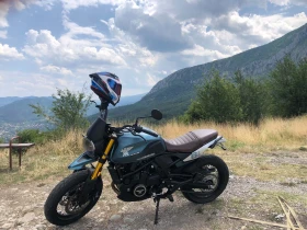 ����� �� �������� �� Moto Morini Seiemmezzo SCR