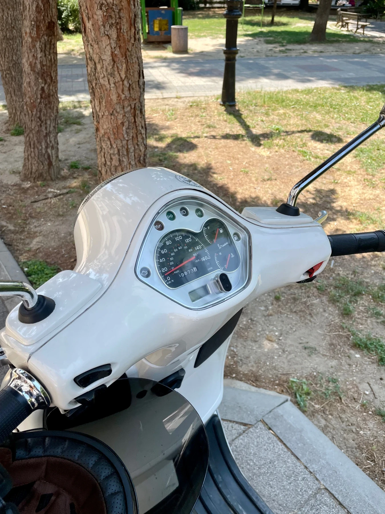 Vespa GTS 300, снимка 3 - Мотоциклети и мототехника - 55619036