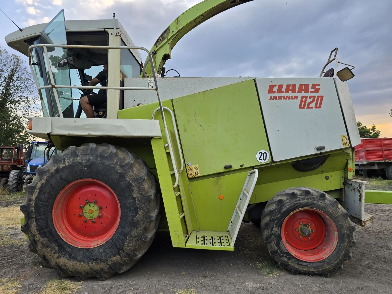 Комбайн Claas Jaguar 820 - изображение 3