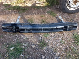 Греда под задна броня Крайслер Вояджер 