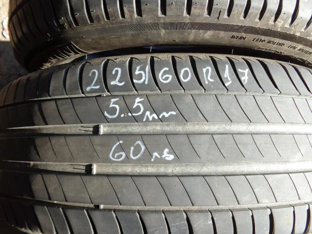 Гуми Летни 225/60R17, снимка 1 - Гуми и джанти - 16596881