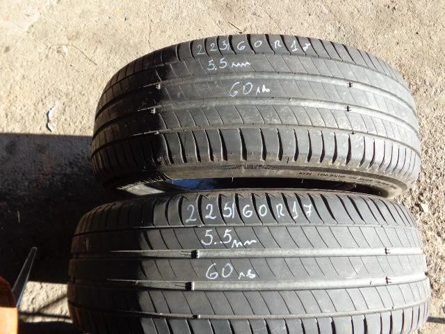 Гуми Летни 225/60R17, снимка 2 - Гуми и джанти - 16596881