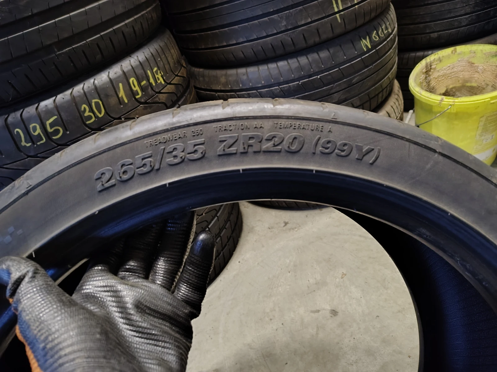 Гуми Летни 265/35R20, снимка 5 - Гуми и джанти - 53729997