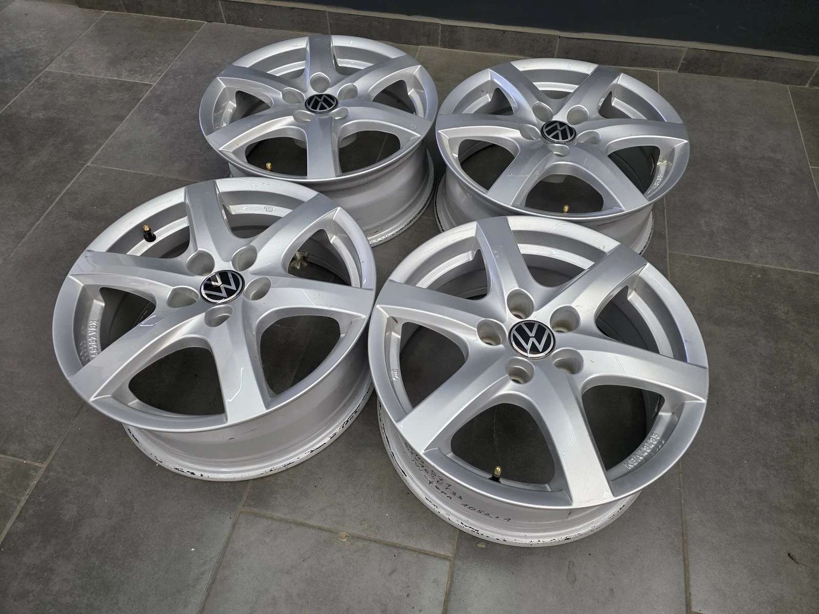 Джанти за VW, снимка 4 - Гуми и джанти - 56719437