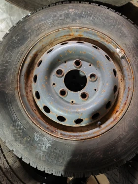        215/70R15  VW Lt