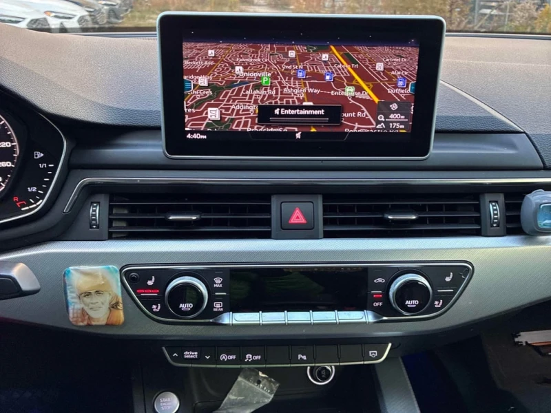 Audi A4 * Technik * CARFAX * БЕЗ ПЪРВОНАЧАЛНА ВНОСКА, снимка 10 - Автомобили и джипове - 52901206