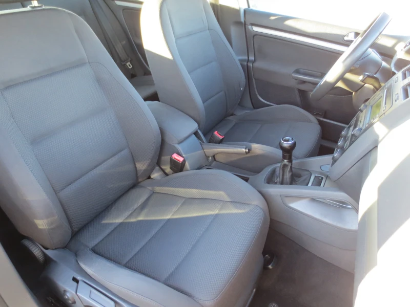 VW Golf 2.0 TDI , снимка 12 - Автомобили и джипове - 53111266