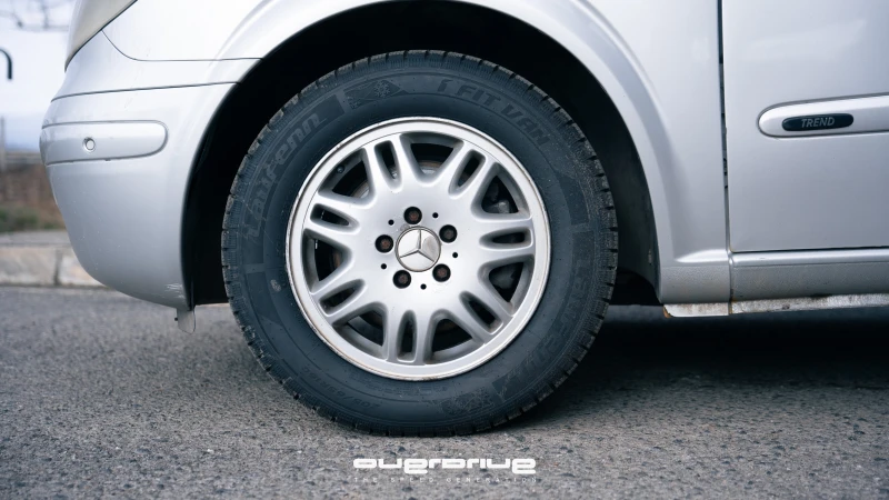 Mercedes-Benz Viano 2.2CDI LONG 6+ 1 места, снимка 6 - Автомобили и джипове - 53453486