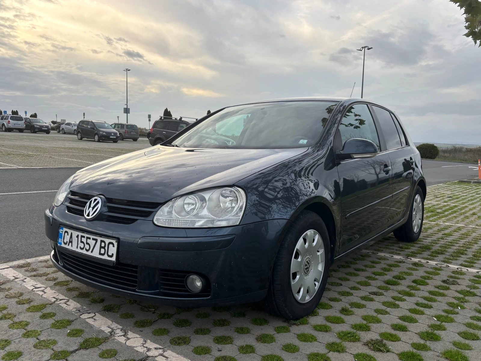 VW Golf TDI 6 ск. 105к.с., снимка 1