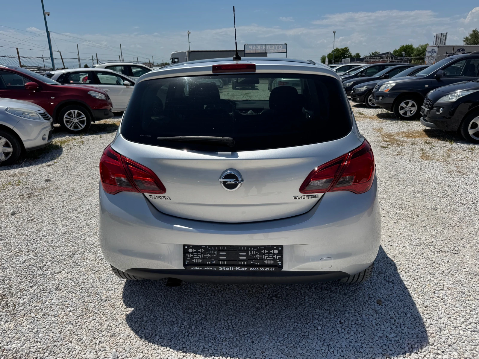 Opel Corsa 1.4I-GAZ-NAVI-LED - изображение 2