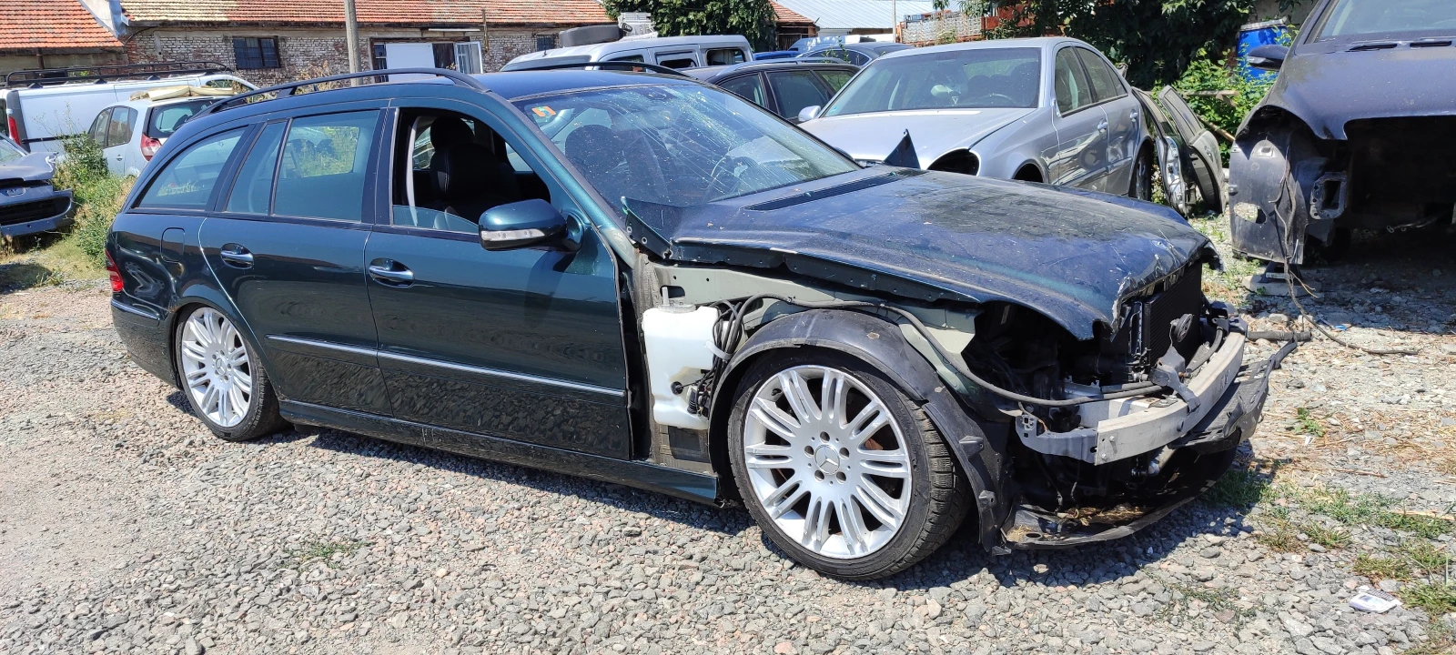 Mercedes-Benz E 500 5.5 -388к.с. 4Matic 2008 - изображение 2