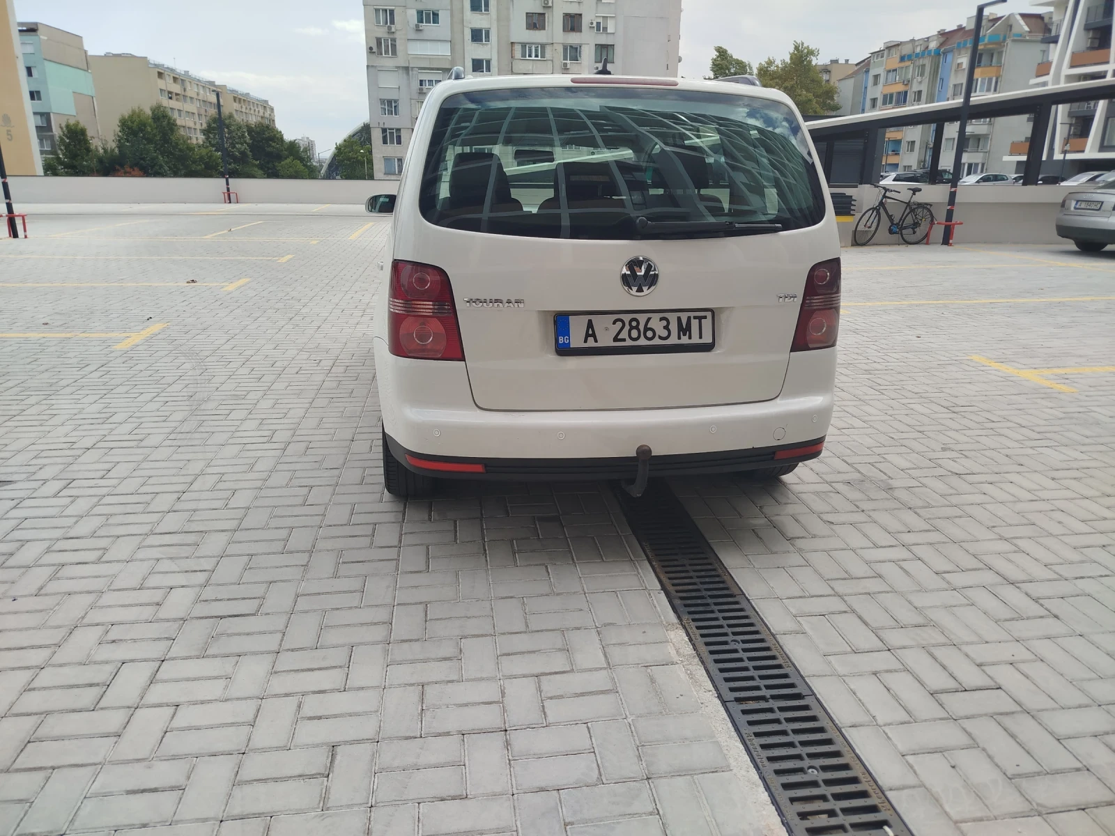 VW Touran 1.9TDI/105/AUTOMAT - изображение 4
