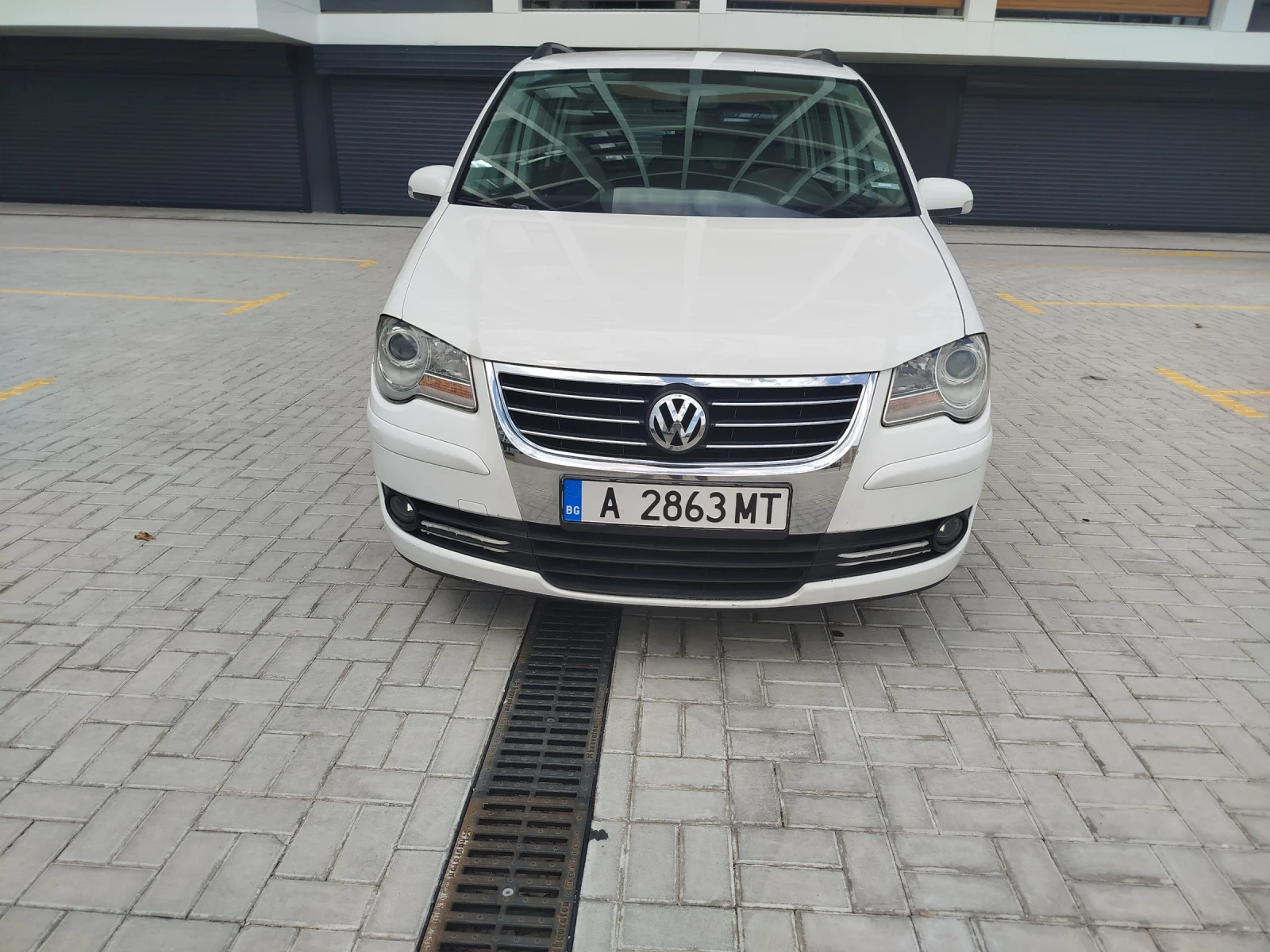 VW Touran 1.9TDI/105/AUTOMAT - изображение 7