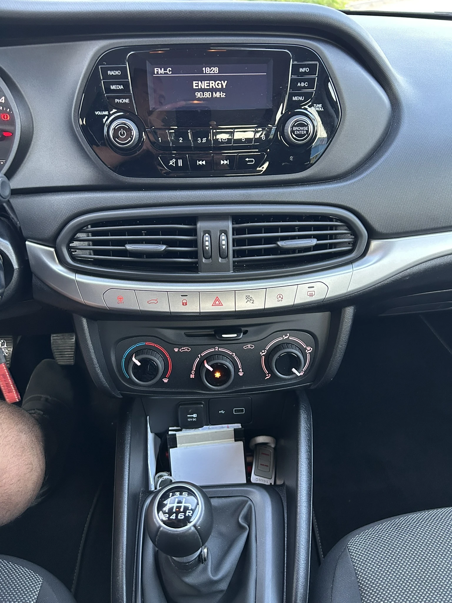 Fiat Tipo 1.4i * 39000km! - изображение 9